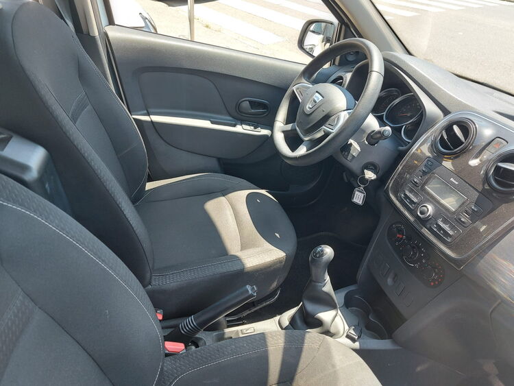 Dacia Sandero ESSENTIAL foto 5